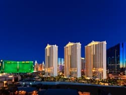 The Signature at MGM Grand – All Suites4